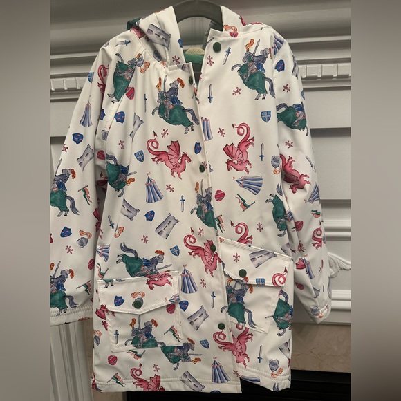 Adorable hooded raincoat with lining size 6-7 (like-new) - Picture 1 of 4